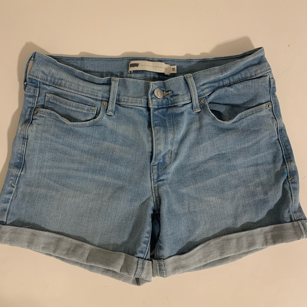 Levi shorts